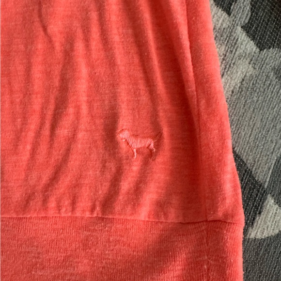 Victoria Secret Pink Longsleeve T  size Small - Picture 3 of 3